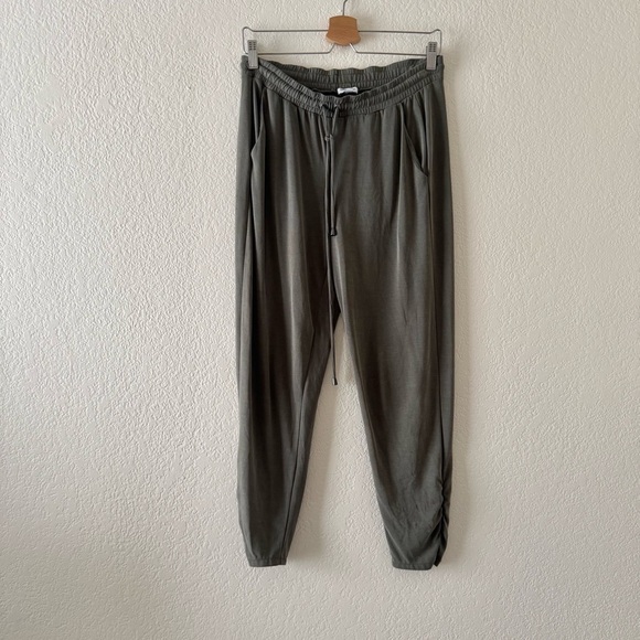 Splendid Sandwash Pant Jogger Olive - Picture 1 of 3
